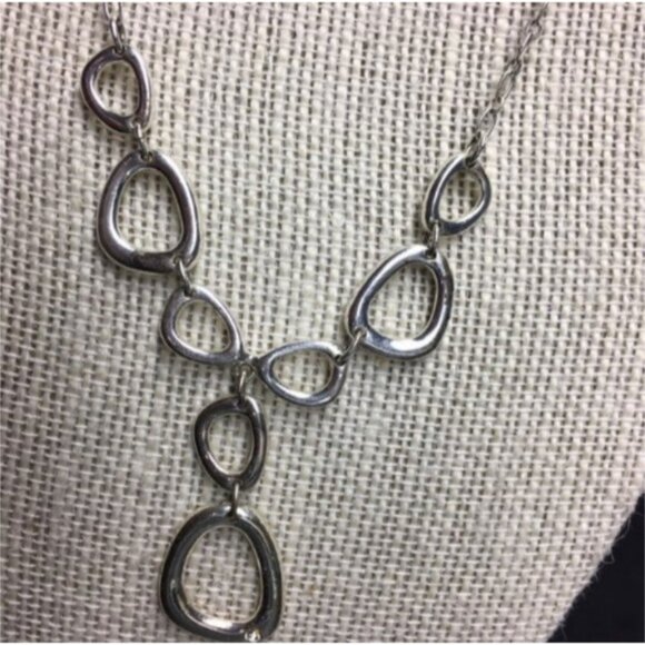 Avon SAQ Y Drop Necklace 17 In As Is Silver Rhinestone Organic Retro Vintage - Picture 3 of 7